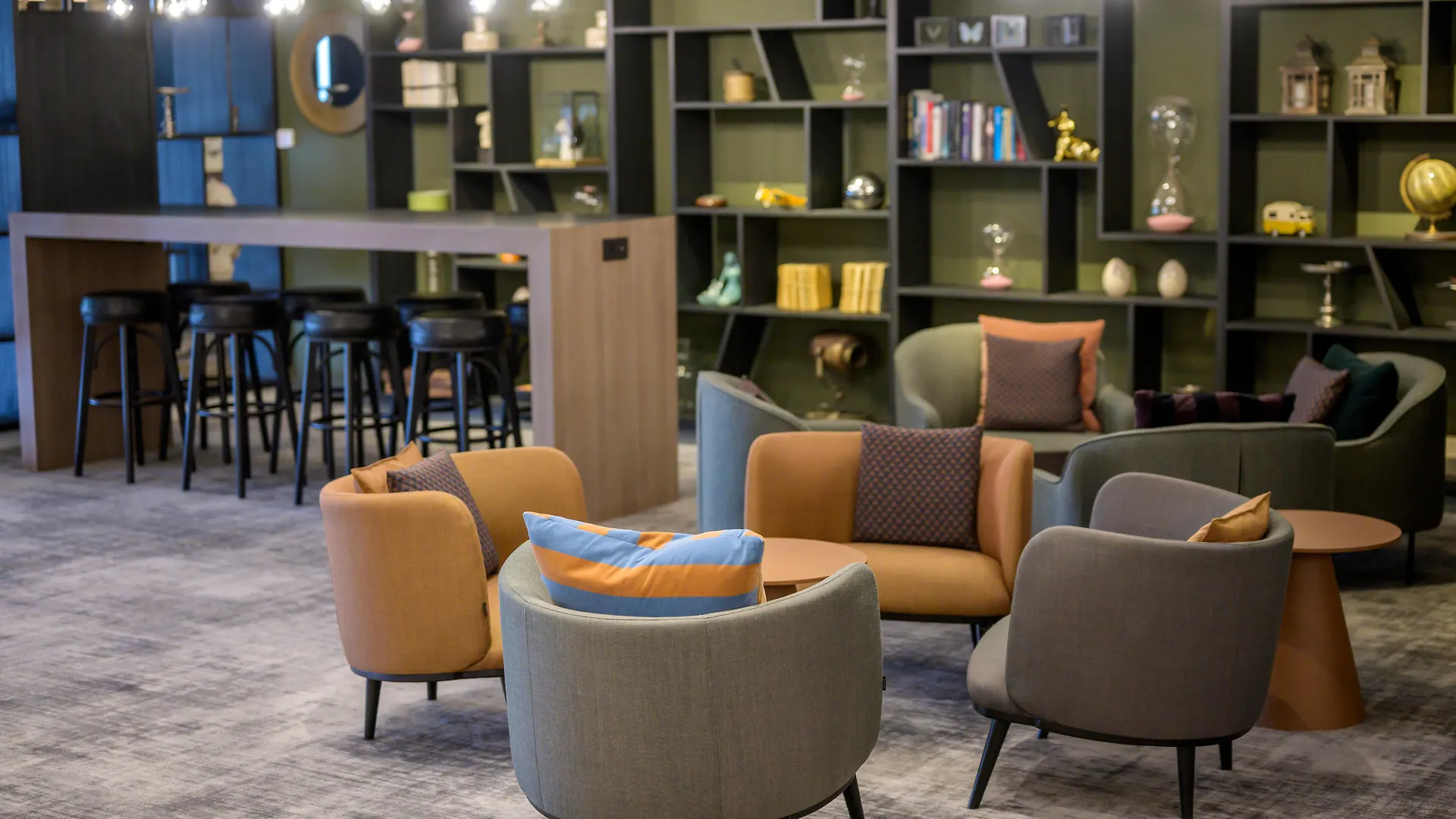 ****  Holiday Inn Hotel Brussels Airport By Ihg Diegem Bélgica